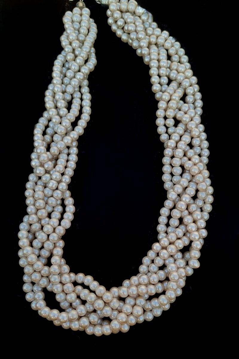 Pearl braided necklace